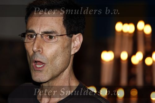 Esbeek 12 maart 2008
Uri geller bij presentatie van tijdschrift Roland Jan Heyn.
Peter Smulders bv