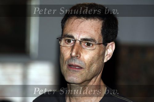 Esbeek 12 maart 2008
Uri geller bij presentatie van tijdschrift Roland Jan Heyn.
Peter Smulders bv