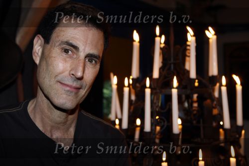 Esbeek 12 maart 2008
Uri geller bij presentatie van tijdschrift Roland Jan Heyn.
Peter Smulders bv