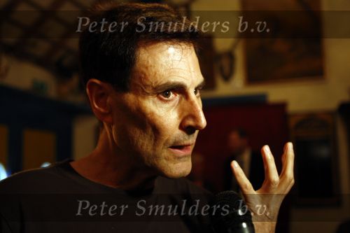 Esbeek 12 maart 2008
Uri geller bij presentatie van tijdschrift Roland Jan Heyn.
Peter Smulders bv