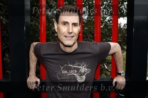 Esbeek 12 maart 2008
Uri geller bij presentatie van tijdschrift Roland Jan Heyn.
Peter Smulders bv