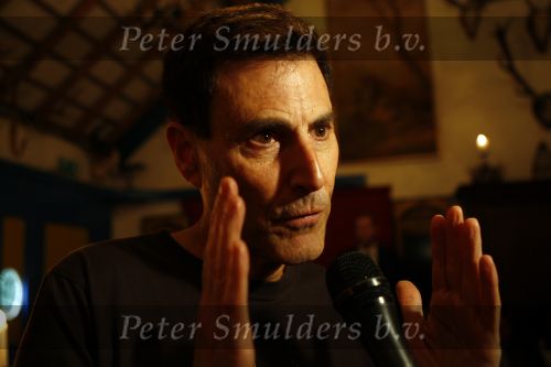Esbeek 12 maart 2008
Uri geller bij presentatie van tijdschrift Roland Jan Heyn.
Peter Smulders bv