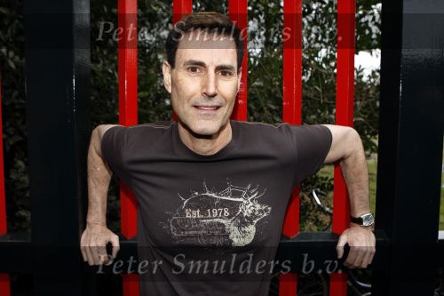 Esbeek 12 maart 2008
Uri geller bij presentatie van tijdschrift Roland Jan Heyn.
Peter Smulders bv