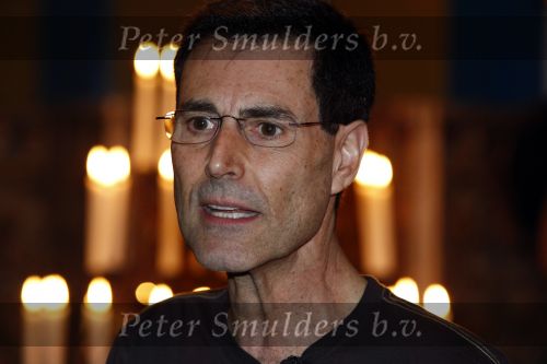 Esbeek 12 maart 2008
Uri geller bij presentatie van tijdschrift Roland Jan Heyn.
Peter Smulders bv