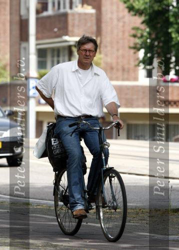 Amsterdam 2 juni 2008
Ursul de Geer op de fiets in amsterdam.
Peter Smulders bv