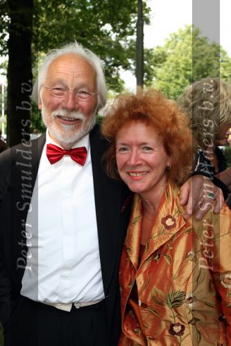 Nuenen, 9 Augustus 2008
Trouwen Tanja Jess en Charly Luske
Vader Tanja Jess met zijn vrouw waar hij 25 jaar mee getrouwd is
