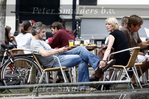 Amsterdam 23 mei 2009
Victor Reinier met zijn (ex) vriendin Kim Petit op een terrasje.
Peter Smulders bv