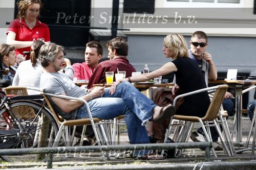 Amsterdam 23 mei 2009
Victor Reinier met zijn (ex) vriendin Kim Petit op een terrasje.
Peter Smulders bv