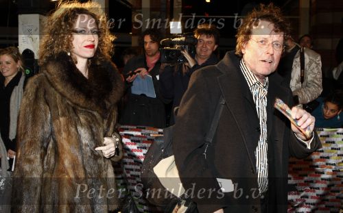 Amsterdam 11 maart 2008
Het boekenbal in de stadsschouwburg van Amsterdam.Vincent Mentzel met vriendin
Peter Smulders bv