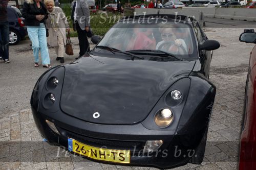 Amsterdam 22 juli 2008
Premiere Circus Renz. 
Viola Holt in smart cabrio