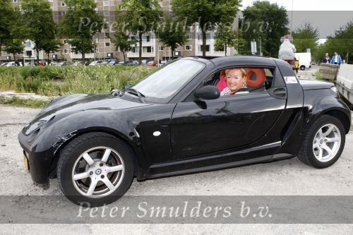 Amsterdam 22 juli 2008
Premiere Circus Renz. 
Viola Holt in smart cabrio