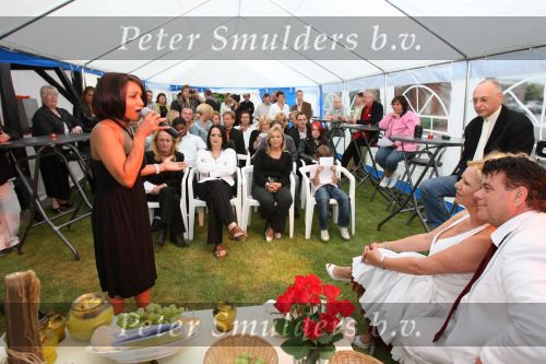 Zandhoven / Lier, 20 Juni 2008
De Eindhovensche zanger Andy de Witt ( Ad v d Hurk ) trouwt voor de 6e maal met zijn Nadia Stevens ( Vigagiste bij de belgische  VTM TV )
Toegezongen door de Amsterdamse zangeres Virgin Stone