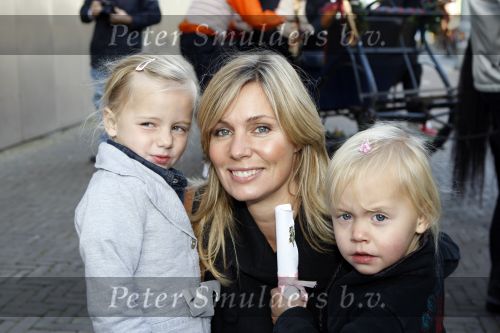 Amsterdam 6 oktober 2007
Premiere Kabouter Plop film in pathe arena. Vivian Slingerland met dochters