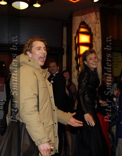 Amsterdam 22 januari 2009
Premiere Valkyrie in Tuschinski. Sophie Hilbrand en en Waldemar Torenstra
Peter Smulders bv