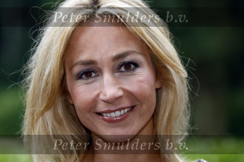 Hilversum 12 augustus 2008
Wendy v Dijk bij presentatie RTL in kasteel de hoge vuursche.