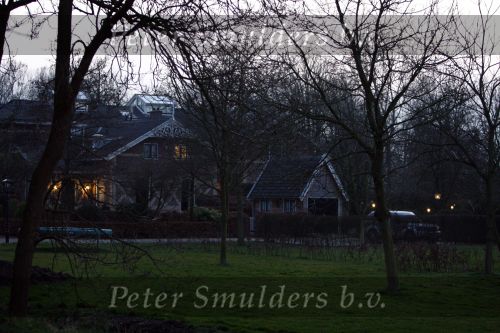 Nigtevecht 15 maart 2008
Om half 8 s avonds staan de auto\'s van Wendy v Dijk en Eerland Galjaard staan bij het huis van Wendy.
Peter Smulders bv