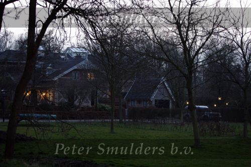 Nigtevecht 15 maart 2008
Om half 8 s avonds staan de auto\'s van Wendy v Dijk en Eerland Galjaard staan bij het huis van Wendy.
Peter Smulders bv