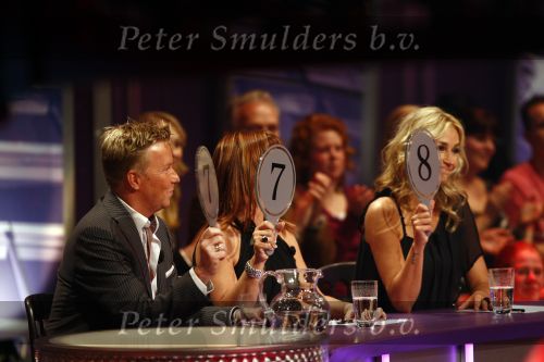 Aalsmeer 15 mei 2009
Dancing with the stars in de studio\'s in Aalsmeer. de jury met Jan Postulart Julie Fryer en Wendy v Dijk
Peter Smulders bv
