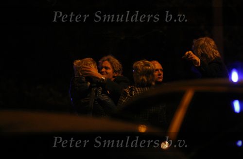 Hilversum 16 februari 2008
Erland Galjaard en Wendy v Dijk verliefd en kussend op parkeer terrein op het mediapark.
Peter Smulders bv
