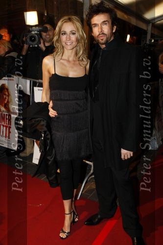 Amsterdam 17 maart 2008
Wendy v Dijk en Erland Galjaard bij premiere van zomerhitte. Wendy met Mari v d Ven
Peter Smulders bv