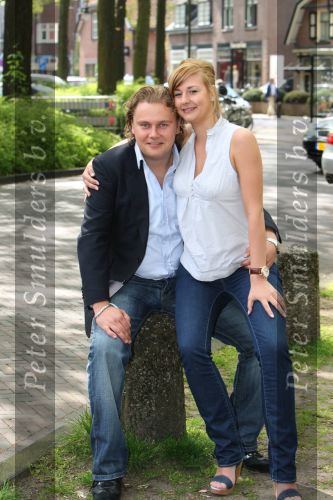 Laren, 2 Mei 2008
Volkszanger Wesly Bronkhorst met zijn vriendin Danielle Dering
Foto Peter Smulders BV