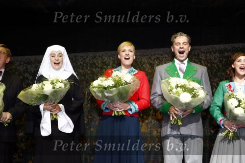 Kaatsheuvel 28 september 2008
Premiere Sound of Music met in de hoofdrollen Wieneke Remmers en Rein Kolpa in het efteling theater.
Peter Smulders bv