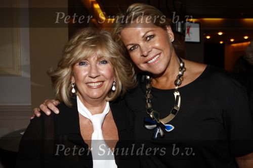 Hilversum 11 januari 2009
Willeke Alberti foundation bij studio 21. Willeke met Bartina Koeman
Peter Smulders bv