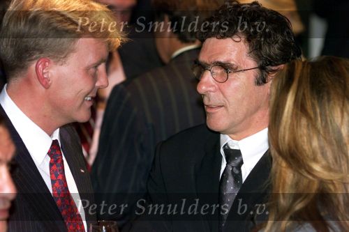 Amsterdam 17 September 1999
Uitreiking boek over 100 jaar Top-sport met o.a. Prins Willem Alexander hier in gesprek met Willem v Hanegem met zijn vrouw Marianne v Hanegem



PETER SMULDERS BV