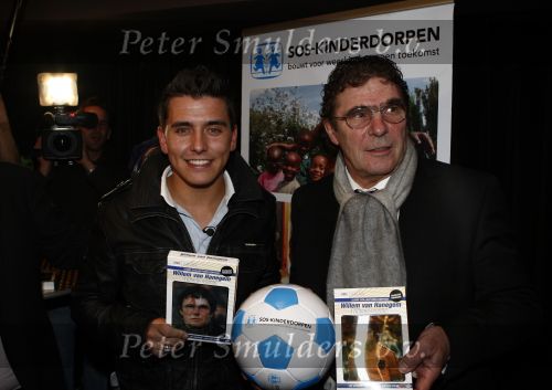 Hilversum 23 februari 2009
Presentatie DVD over het leven van Willem v hanegem bij beeld en geluid. Willem met Jan Smit
Peter Smulders bv