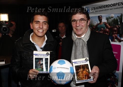 Hilversum 23 februari 2009
Presentatie DVD over het leven van Willem v hanegem bij beeld en geluid. Willem met Jan Smit
Peter Smulders bv