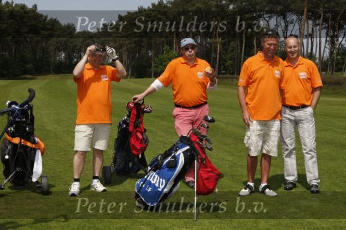 Ommen, 25 Mei 2009 Energy4all Golfdag 2009 op golfbaan Hooge Graven
met veel BN-ers, georganiseerd door golfpro Joost Hage en zijn vrouw Gina Hage
Willem v Hanegem
Peter Smulders BV Eindhoven