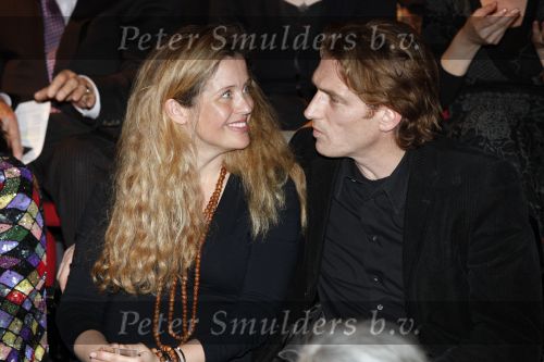 Den Haag 2 april 2009
Opening / premiere van filmdagen in Den Haag. Willemijn Verloop zwanger met haar man
Peter Smulders bv