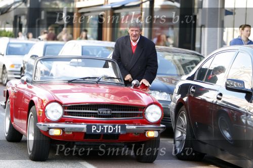 Amsterdam 6 oktober 2007
Willibrord Frequin in Triumph cabrio van 28 jaar oud op de pc hooftstraat.
