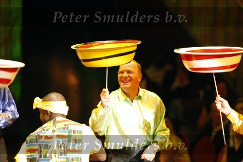 Amsterdam 17 december 2007
Tros Kerstcircus bij afrika afrika . Gerrie Muhren Hans v Breukelen Johnny Bosman Stanley Menzo en Rene en Willy v d Kerkhof
