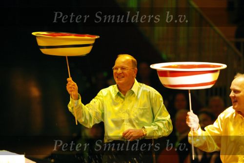 Amsterdam 17 december 2007
Tros Kerstcircus bij afrika afrika . Gerrie Muhren Hans v Breukelen Johnny Bosman Stanley Menzo en Rene en Willy v d Kerkhof