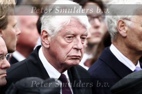 Amsterdam 4 mei 2009
Dodenherdenking op de dam met oa aanwezig Koningin Beatrix Prins Willem Alexander en prinses maxima. Wim Kok
Peter Smulders bv