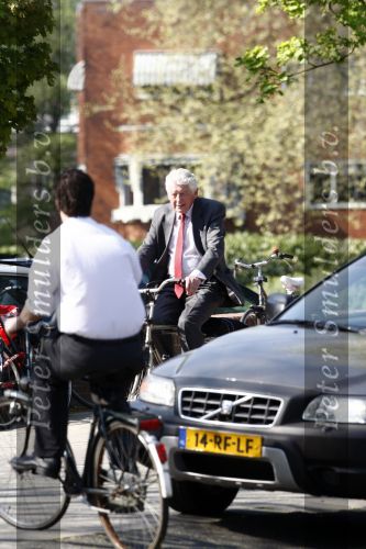 Amsterdam 20 april 2009
Wim Kok op de fiets in amsterdam.
Peter Smulders bv