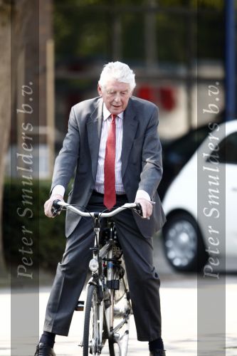 Amsterdam 20 april 2009
Wim Kok op de fiets in amsterdam.
Peter Smulders bv