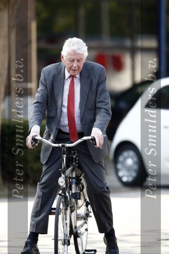 Amsterdam 20 april 2009
Wim Kok op de fiets in amsterdam.
Peter Smulders bv