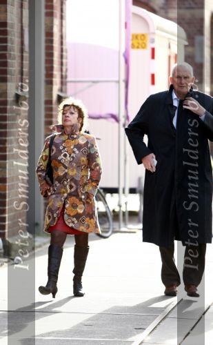 Amsterdam 3 mei 2009
Premiere van de laatste dagen van Emma blank in het ketelhuis. Wim de Bie met zijn vrouw
Peter Smulders bv