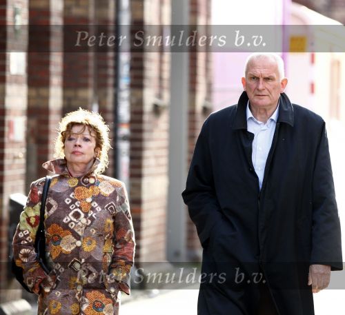 Amsterdam 3 mei 2009
Premiere van de laatste dagen van Emma blank in het ketelhuis. Wim de Bie met zijn vrouw
Peter Smulders bv