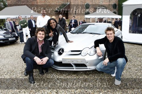 Breukelen 5 april 2008
Mercedes dealer stern presenteert nieuwe modellen bij kasteel Neijenrode. Koertjan de Bruijn Winston Post Edsilia Rombley en Arnoud Zuijdendorp bij mercedes mc Claren slr
Peter Smulders bv