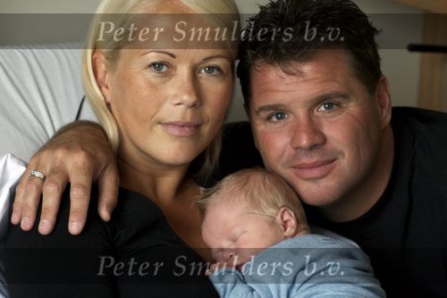 Zaandam 10 juli 2008
Wolter Kroes en Tessa Kroes met hun zoon Thomas in het ziekenhuis.