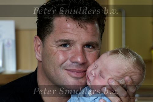 Zaandam 10 juli 2008
Wolter Kroes en Tessa Kroes met hun zoon Thomas in het ziekenhuis.