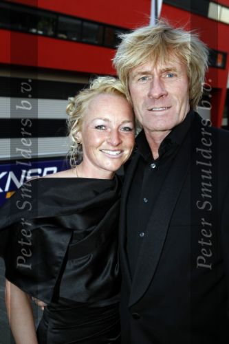 Hilversum 20 maart 2009
Schaatsgala bij studio 21. Wopke de Vegt met zijn vriendin
Peter Smulders bv