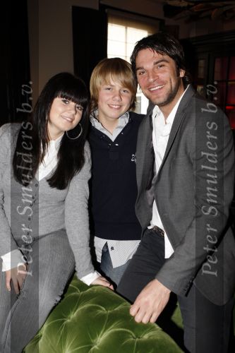 Loenen aan de Vecht 1 november 2007
presentatie duetten cd van Andre Hazes bij restaurant het Amsterdammertje. Xander  de Buisonje en Adre Hazes jr en Roxeanne
Peter Smulders bv