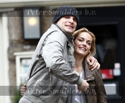 Amsterdam 27 april 2009
Xander de Buisonje met zijn vriendin en verloofde Sophie.
Peter Smulders bv