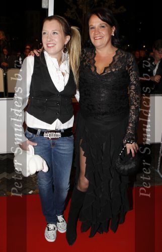 Amsterdam 26 oktober 2007
Uitreiking televizierring 2007 in carre. Xandra Brood met dochter