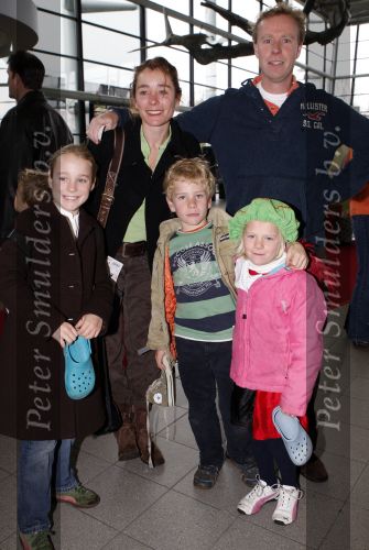Rotterdam 25 november 2007
Premiere Feest van sinterklaas in ahoy. Yolande Adriaansens ex Prins Willem Alexander met man Kasper klinkhamer en hun kinderen