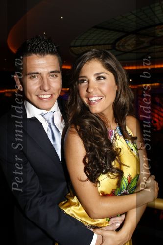 Hilversum 5 maart 2009
Uitreiking gouden buma harpen in studi 21. Jan Smit krijgt uit handen van Marco Borsato de ouvre award. Yolanthe Cabau v Kasbergen presenteert het programma   
Peter Smulders bv